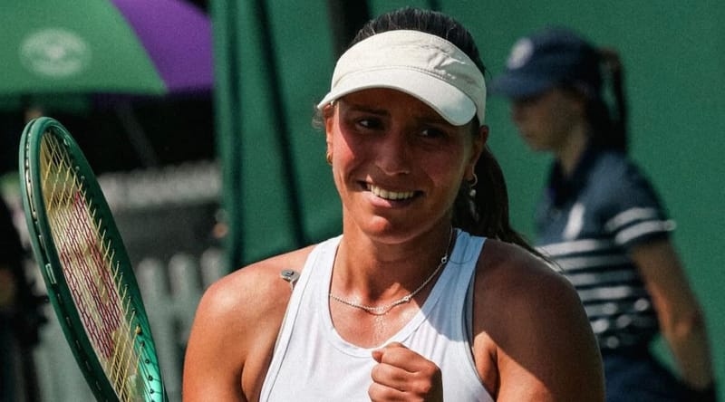 Francisca Jorge bate cabeça de série e estreia-se a vencer na relva em Wimbledon