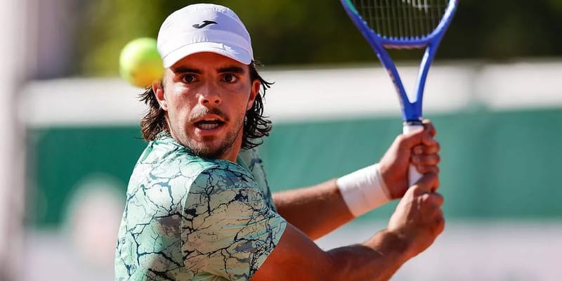 Jaime Faria a uma vitória do quadro principal de Wimbledon